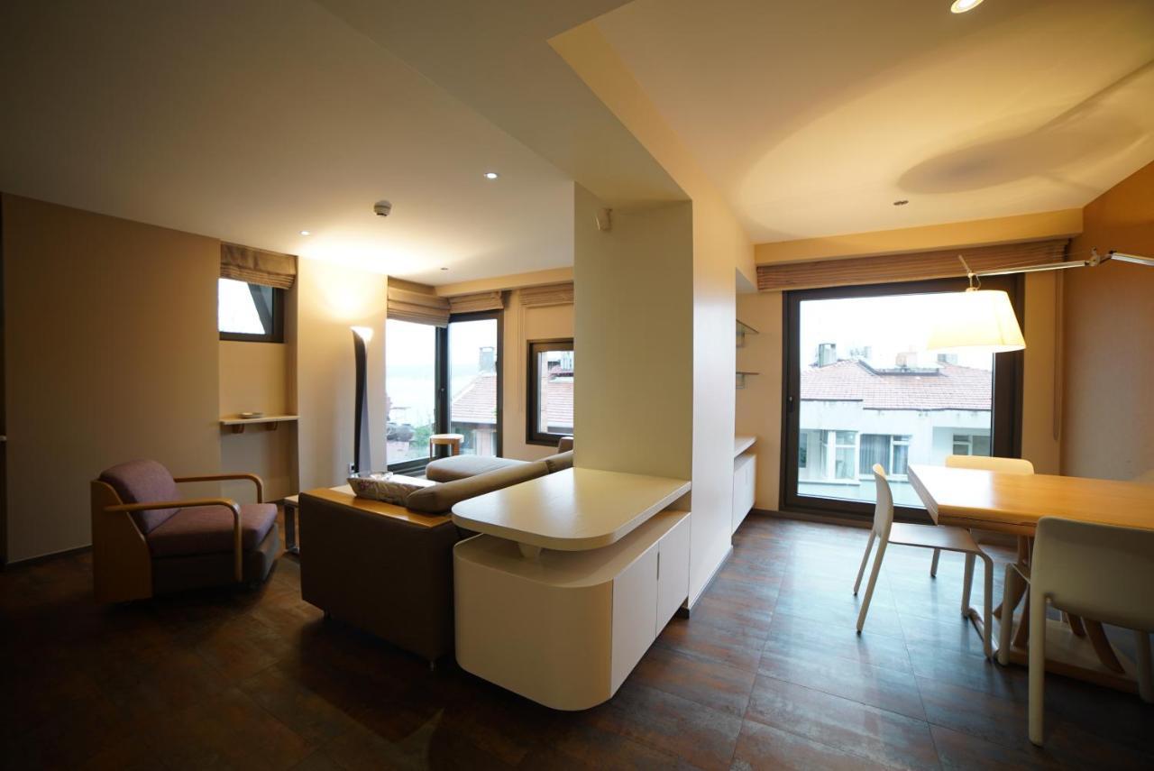 Deris Bosphorus Lodge Apartments Istanbul Ngoại thất bức ảnh