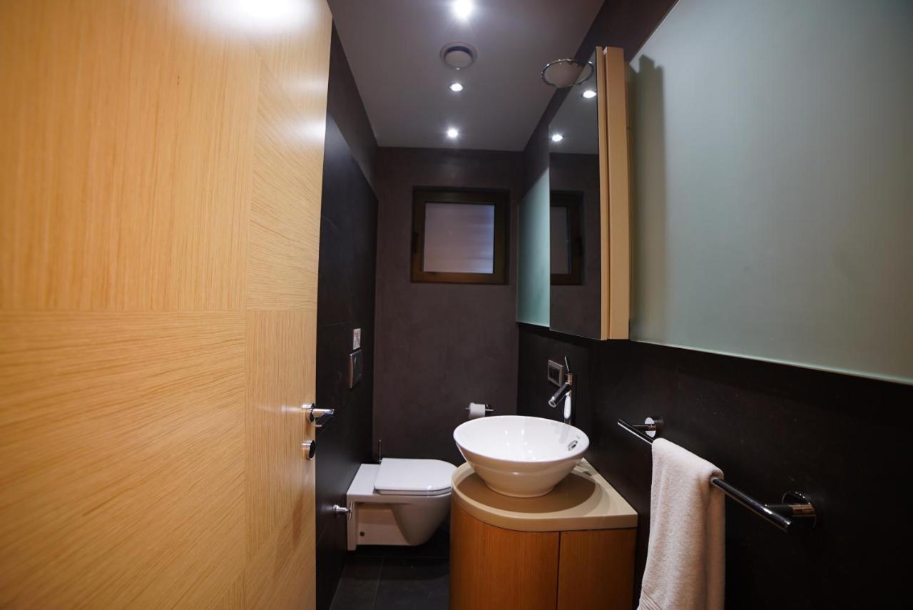 Deris Bosphorus Lodge Apartments Istanbul Ngoại thất bức ảnh
